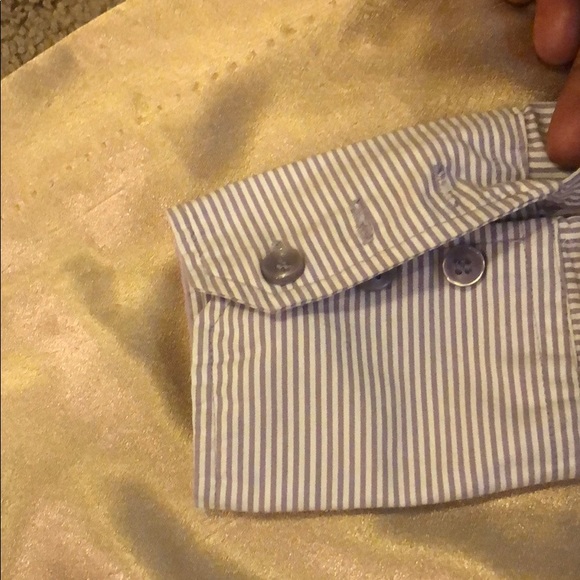New York and Company ladies button up shirt. - Picture 7 of 7